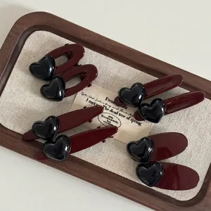 Retro Wine Red Heart Hair Clip Elegant Metal Duckbill Clip For Women Sweet Black Heart Decorative Side Clip Hair Accessory