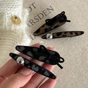 Vintage Leopard Print Hair Clip For Women Autumn Winter Fashion Fabric Metal Duckbill Clip Bowknot Hair Accessories