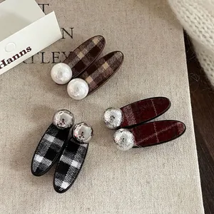 Barrettes à Cheveux en Tissu Écossais Vintage avec Künstliche Perles Argentées et Künstliche Perle d'Imitation Pinces Bec de Canard Accessoire Cheveux Femme