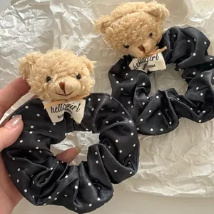 Chouchous à Pois avec Ours en Peluche pour Femmes Élastiques à Cheveux en Tissu Satiné Accessoires de Cheveux Style Coréen