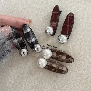 Set de barrettes à cheveux en tissu écossais vintage avec perles et motifs élégants