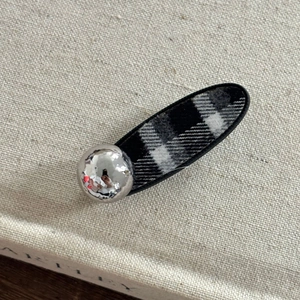 Barrette à cheveux vintage en tissu écossais avec perles argentées réfléchissantes