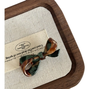 Fermaglio per capelli a fiocco in acetato verde pittura e tartaruga, accessorio vintage