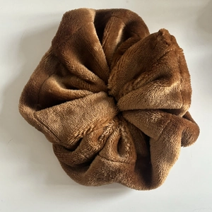 Oversized plush faux fur scrunchie in dark brown for autumn winter hair styling