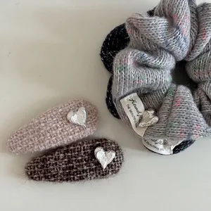 Barrettes et Chou chous Tricotés à la Main Cœur Nœud pour Femmes Filles Accessoires de Coiffure en Laine Rayée