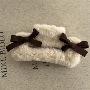 Plush cream faux fur hair claw clip with dark brown bows for women's thick hair styles