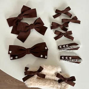 Vintage Maillard Velvet Brown Bow Hair Clips For Women Sweet Plush Ribbon Hairpin Heart Rhinestone Claw Clip Hair Accessories