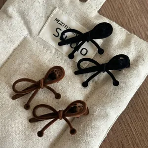 Lot de 4 barrettes à cheveux n?ud en velours noir et marron avec détails perlés