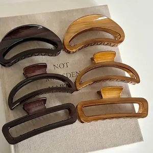 Set of 6 large wood grain texture hair claws in vintage amber and dark brown colors