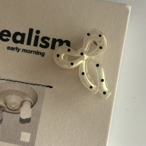 French style polka dot bow hair claw clip made of cream acrylic resin for women