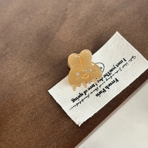 Pince à cheveux lapin en acétate avec strass brillants dans un style vintage français chic