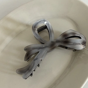 Inkwash grey acetate hair claw clip with marble pattern for women hairstyle