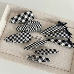 British Style Black White Checkered Hair Clips Bow Artificial Pearl Handmade Fabric Wrapped Snap Clips For Women Girls Hair Accessories