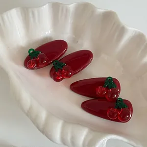 Süße Rote Kirsche Acryl Haarspange Für Damen Weinrot Entenschnabel-Clip Handgefertigte Mode Frucht Haarnadeln Haarschmuck