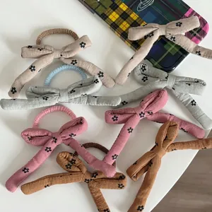Dolce Fermaglio per Capelli con Fiocco Floreale per Donna Ragazze Accessorio in Tessuto Fatto a Mano Stile Mori Elegante
