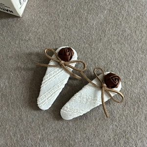 Pair of vintage white lace hair clips with dark brown satin roses and delicate bows