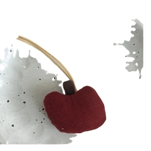 Collier pomme en tissu rouge fait main pour filles avec un cordon en daim doux
