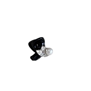 Petite pince à cheveux noire élégante ornée de strass et de perles pour femmes