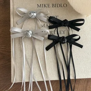 Barrette Cheveux Nœud en Ruban de Satin Élégante Balletcore Avec Décor de Fleur de Rose Épingle à Cheveux Vintage à Longs Glands pour Femmes Filles Accessoires de Mode