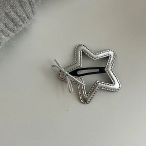 Star-shaped silver PU leather hair clip with bow decoration and black BB fastener