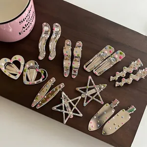 Barrettes à Cheveux en Argent Métallique Avec Pois Colorés Pinces Bec de Canard Polyvalentes Accessoires Cheveux Géométriques pour Femmes Style Quotidien