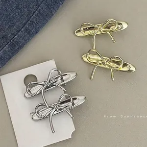 Pince à Cheveux Nœud en Alliage Métallique pour Femmes Or Argent Minimaliste Pince Bec de Canard Accessoires Cheveux