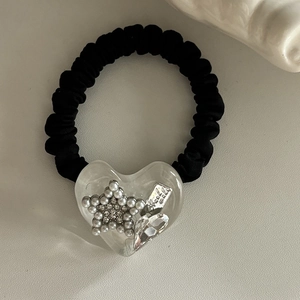 Élastique à cheveux noir plissé avec pendentif cœur transparent, étoile perlée et cristal