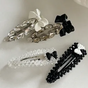 Pinces à Cheveux Nœud Papillon Perlées Faites à la Main pour Femmes Élégantes Pinces à Cœur en Strass Accessoires de Coiffure