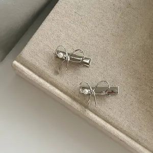Lot de barrettes à cheveux nœud en métal argenté avec cristaux et perles élégantes