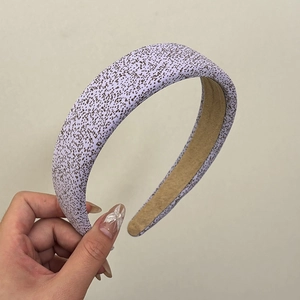 Serre-tête éponge large violet clair élégant avec un motif tacheté vintage foncé