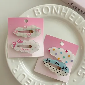 Barrettes à cheveux mignonnes en acrylique avec pois et nœuds sur carte rose