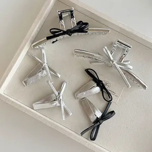 Pince à Cheveux Crabe en Métal Argenté Avec Nœud en Similicuir Élégants Accessoires Cheveux Géométriques Pour Femme
