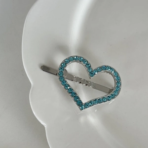 Eleganter silberner Magnet-Haarclip mit herzförmigem blauem Zirkon und glänzendem Strass