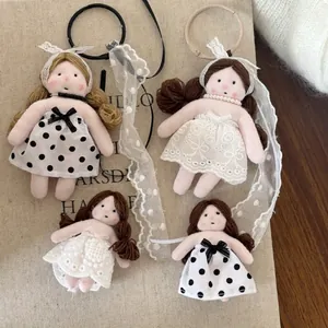 Fatto a Mano Bambola di Stoffa Molletta per Capelli Orso Ciondolo Portachiavi Con Pois Pizzo Vestito Dolce Coreano Gioielli Donna