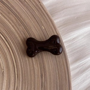 Fermaglio per capelli marrone caffè a forma di osso in acetato di stile francese