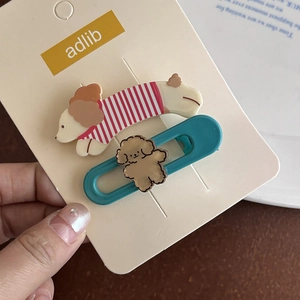 Détail de barrettes à cheveux chien dessin animé avec un teddy bleu et un chiot acrylique