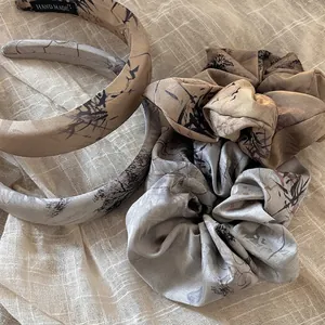 Elegant New Chinese Style Satin Padded Headband With Ink Wash Landscape Pattern Handmade Fabric Hair Accessories For Women