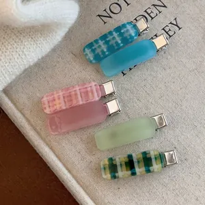 Set of 6 checkered and pastel acetate hair clips in Morandi blue and soft pink colors