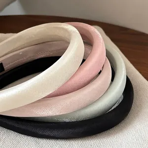 Minimalistisches Gepolstertes Schwamm Haarband Für Damen Satin Glänzend High Crown Haarreif Eleganter Mode Haarschmuck