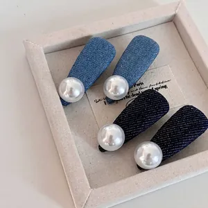 Pinces à Cheveux Künstliche Perle en Tissu Denim Vintage Français pour Femmes Clips Latéraux en Métal Enveloppés de Denim Bleu