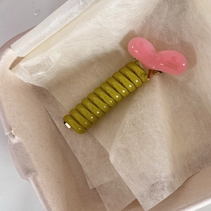 Cute heart bubble spiral hair clip with pink heart and green cylinder in French style
