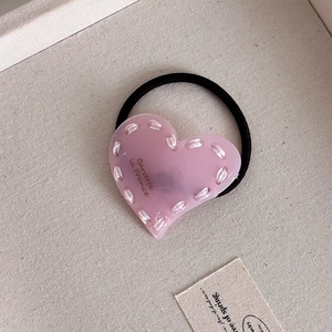 Coletero rosa con forma de corazón, dije de resina y banda elástica negra para pelo