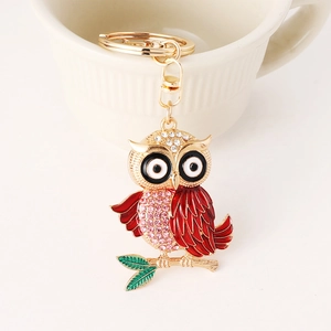 Porte-clés hibou de dessin animé avec ailes en émail rouge et strass pour sac à main
