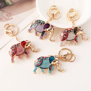 Porte-clés éléphant exquis serti de strass brillants disponible en quatre coloris