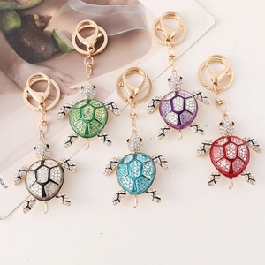 Creative Sea Turtle Rhinestone Keychain Zinc Alloy Enamel Ocean Animal Bag Pendant For Women Car Key Ring Jewelry Gift