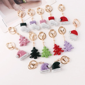 Luxury Zinc Alloy Christmas Keychain For Women Rhinestone Studded Christmas Tree Hat Sock Bag Charm Fashion Holiday Jewelry