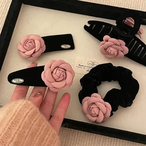 Vintage Fait à la Main Velours Camélia Fleur Pince à Cheveux Élastique Rose Floral Accessoires de Cheveux pour Femmes