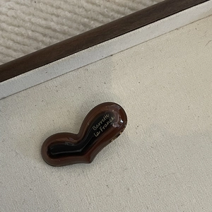 French vintage brown heart-shaped hair clip with gold Barrette La France engraving