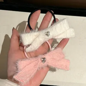 Faux Fur Bowknot Hair Ties With Heart Shaped Rhinestone Sweet Plush Elastic Hair Ropes Simple Elegant Women Hair Accessories