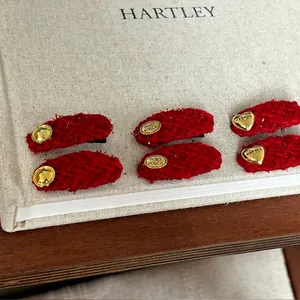 Vintage Red Tweed Hair Clips For Women Gold Metal Heart Round Oval Accents New Year Style Fashion Handmade Hair Accessories